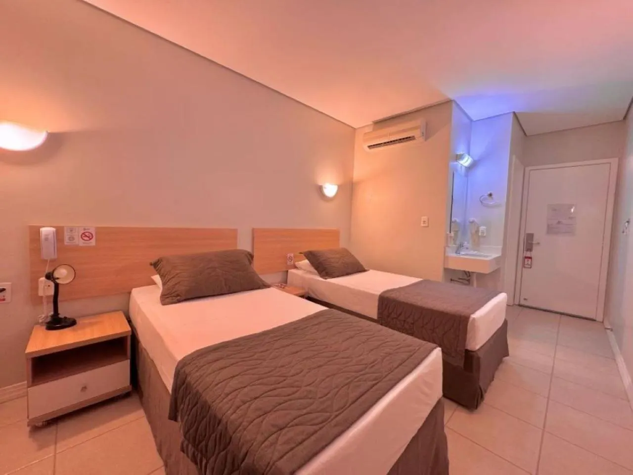 Igaras Hotel Otacílio Costa